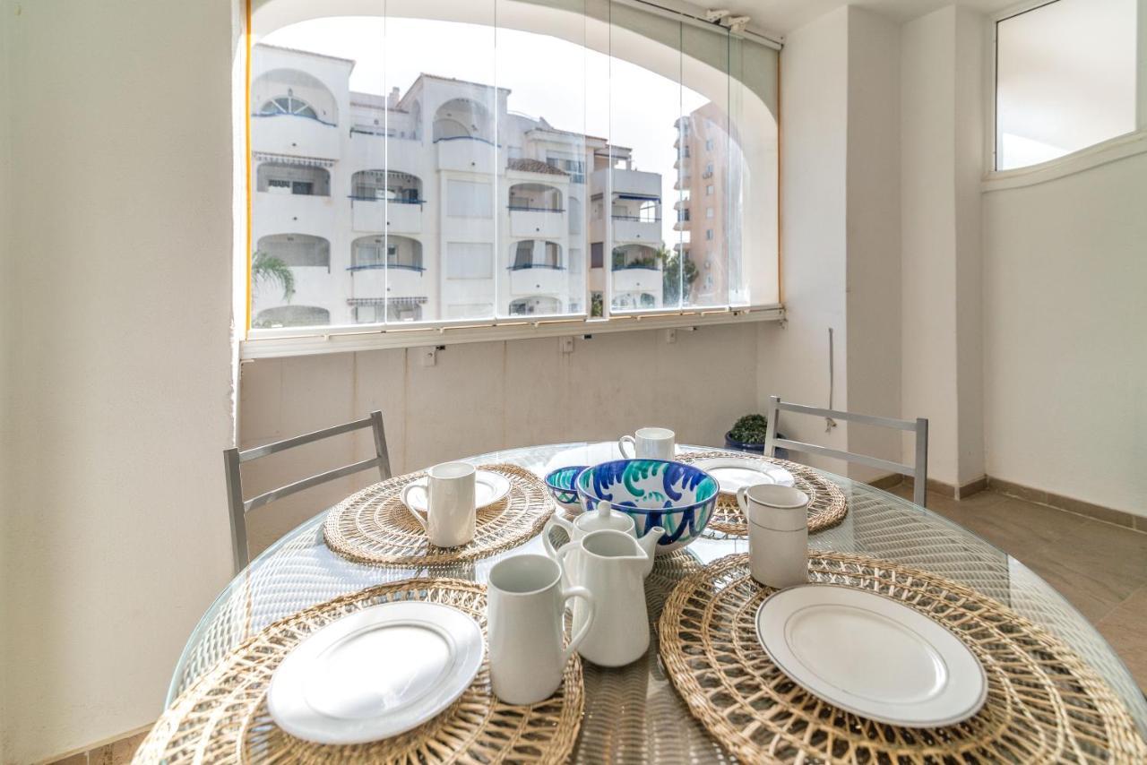 Lxr Marysol 2Bdr. Apt เบนัลมาเดนา ภายนอก รูปภาพ